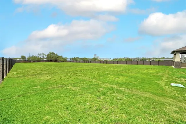 $799,995 | 116 Tambra Lea Lane, Liberty Hill, TX 78642