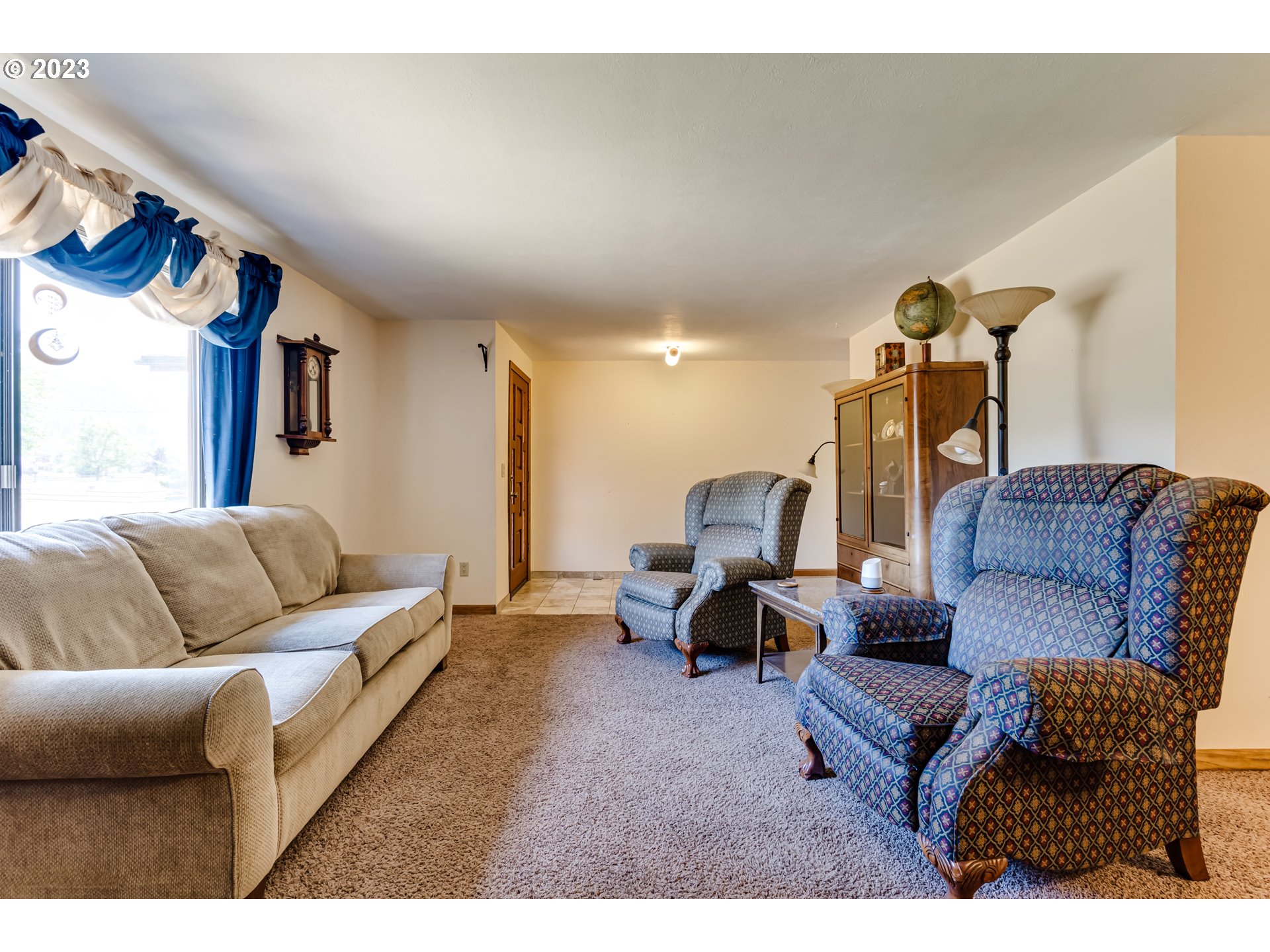 91052 Sunderman Road Springfield, OR 97478 - Photo 11 of 47