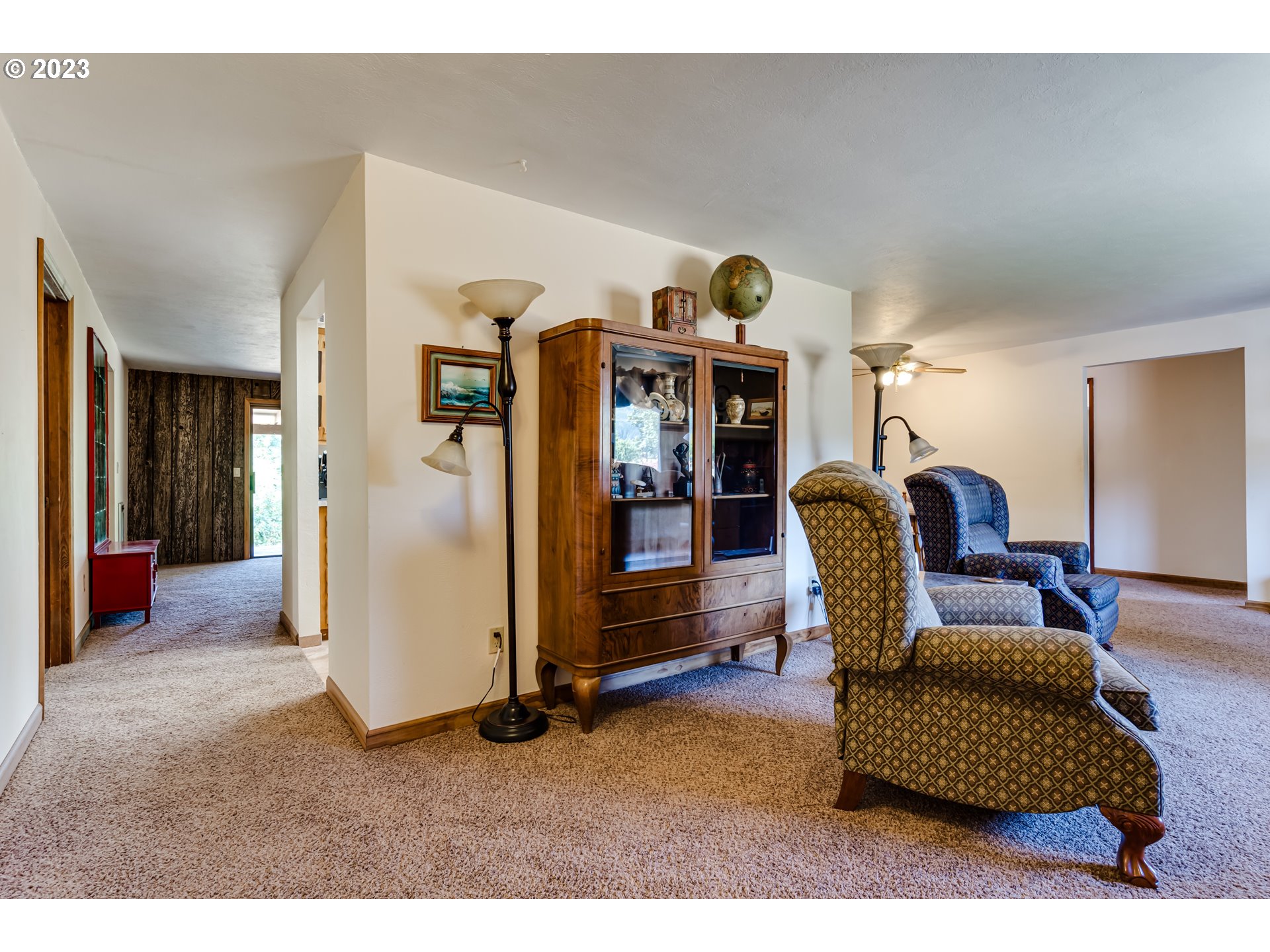 91052 Sunderman Road Springfield, OR 97478 - Photo 13 of 47