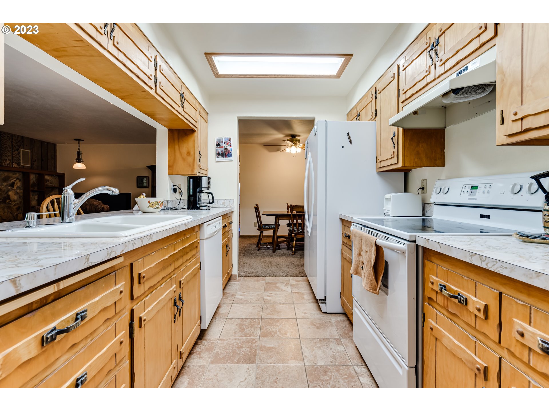 91052 Sunderman Road Springfield, OR 97478 - Photo 14 of 47