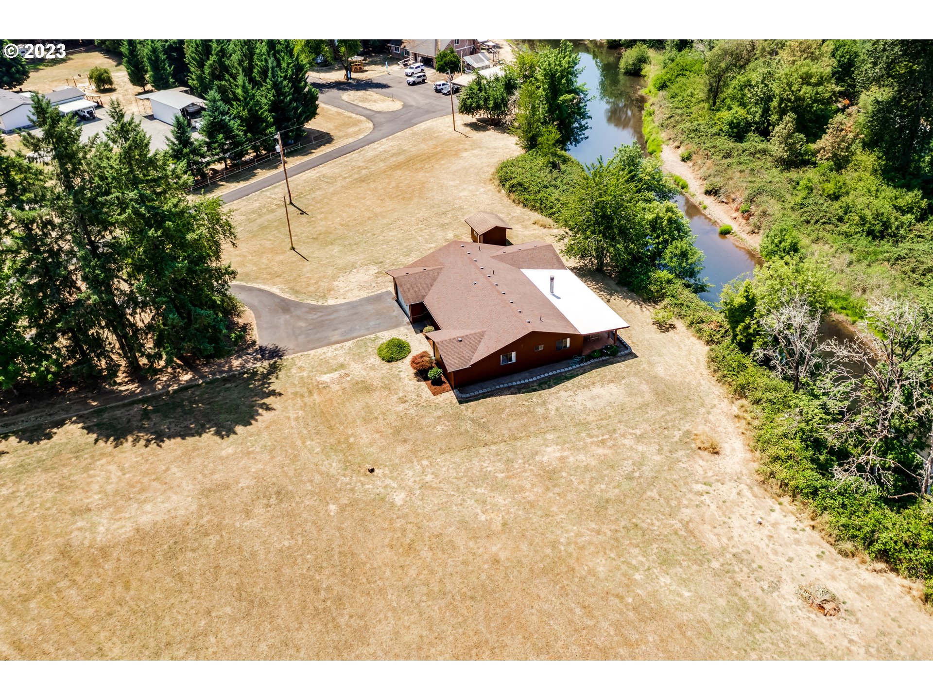 91052 Sunderman Road Springfield, OR 97478 - Photo 5 of 47