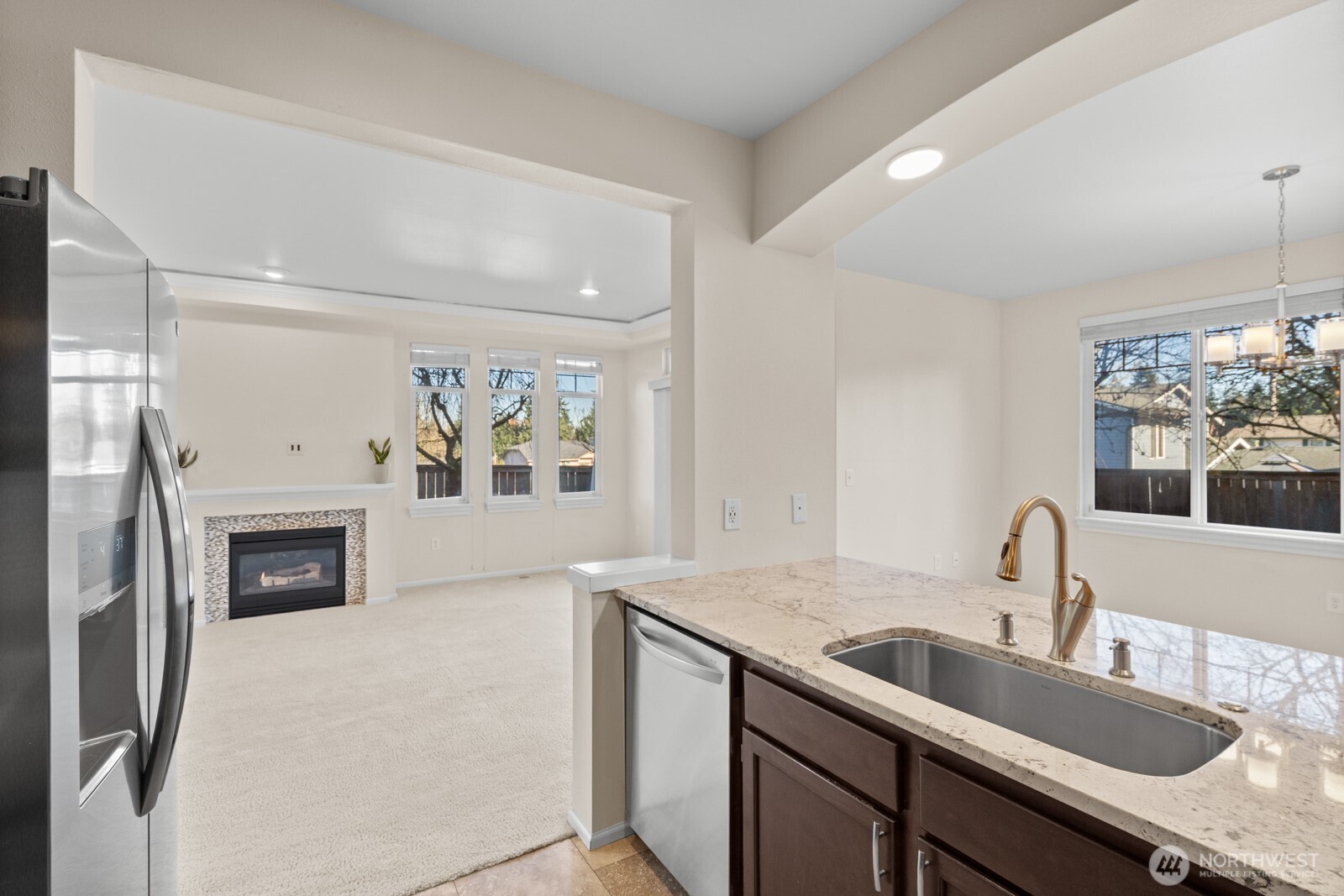 18704 109 Lane Southeast Renton, WA 98055 - Photo 13 of 38