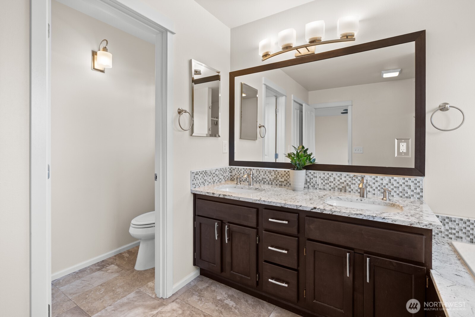 18704 109 Lane Southeast Renton, WA 98055 - Photo 21 of 38