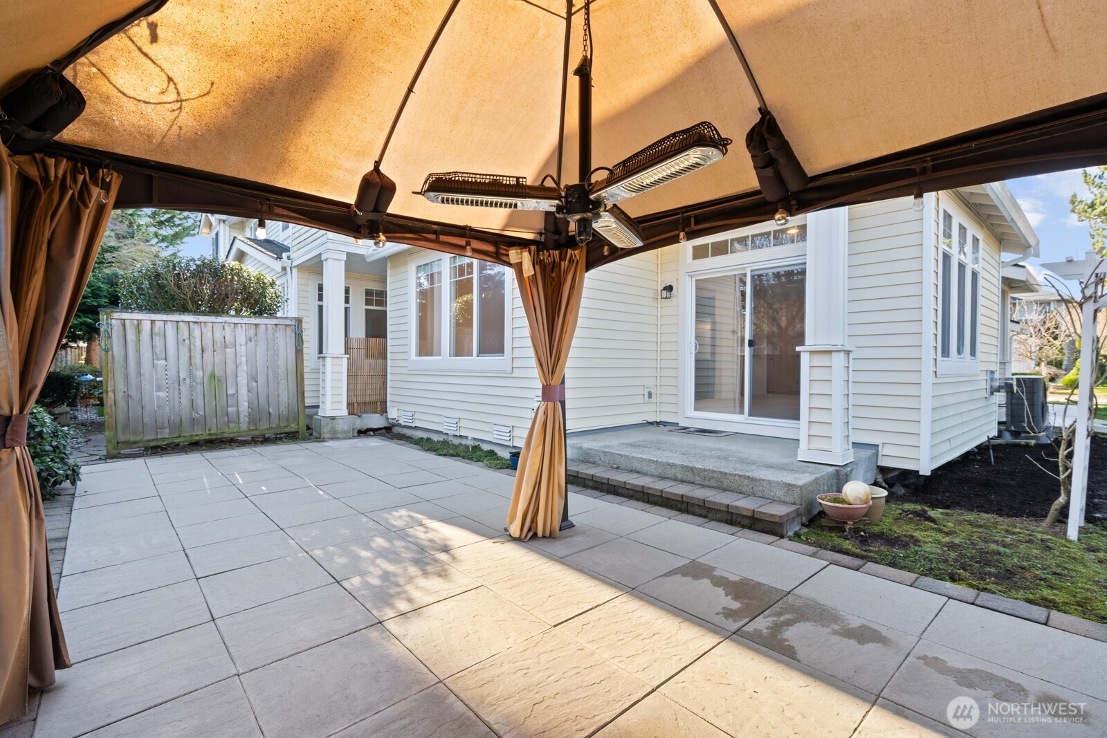 18704 109 Lane Southeast Renton, WA 98055 - Photo 32 of 38