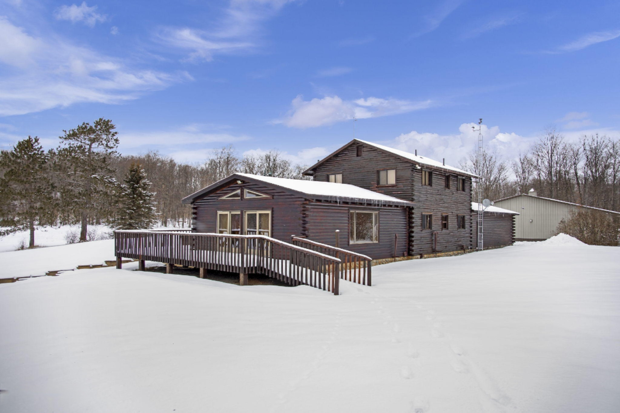 2445 North Mt Tom Road Mio, MI 48647 - Photo 3 of 75 55-web-or-mls-169A9848-r