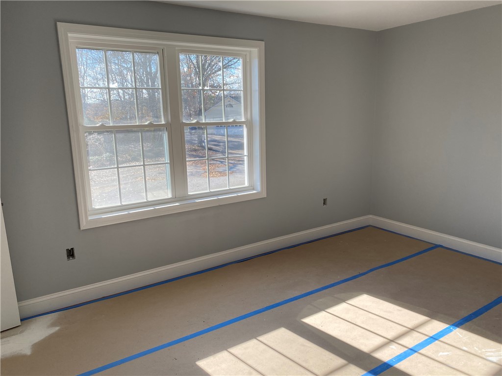 3 Comanche Court Westerly, RI 02891 - Photo 8 of 11 Master Bedroom
