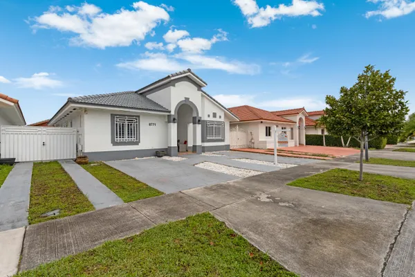 $695,000 | 8771 Northwest 141st Terrace, Miami Lakes, FL 33018