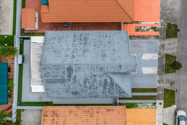 $695,000 | 8771 Northwest 141st Terrace, Miami Lakes, FL 33018