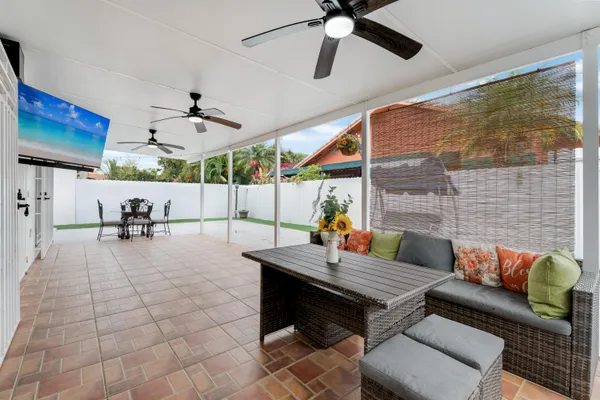 $695,000 | 8771 Northwest 141st Terrace, Miami Lakes, FL 33018