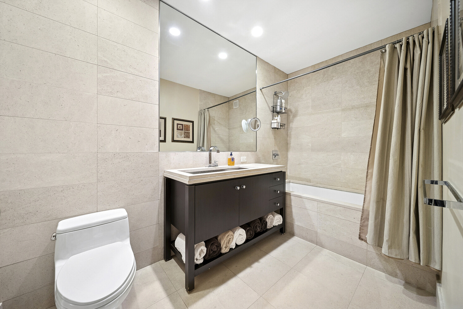 1600 Broadway, Unit 5B Manhattan, NY 10019 - Photo 4 of 5