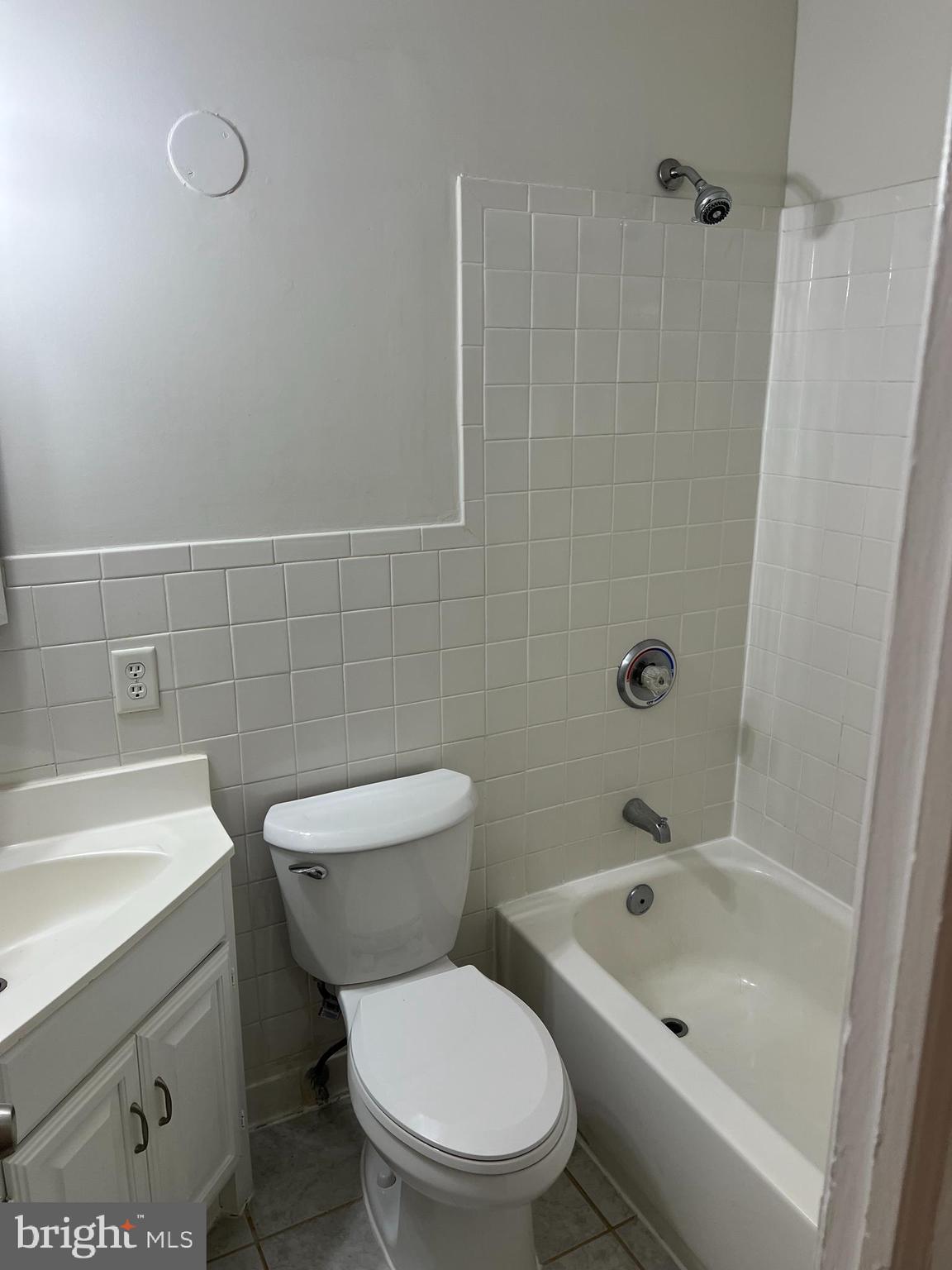3140 Cofer Road Falls Church, VA 22042 - Photo 27 of 41 Full bathroom