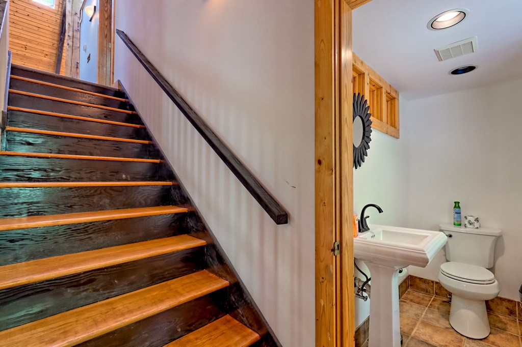 2839 Helton Creek Road Blairsville, GA 30512 - Photo 20 of 65