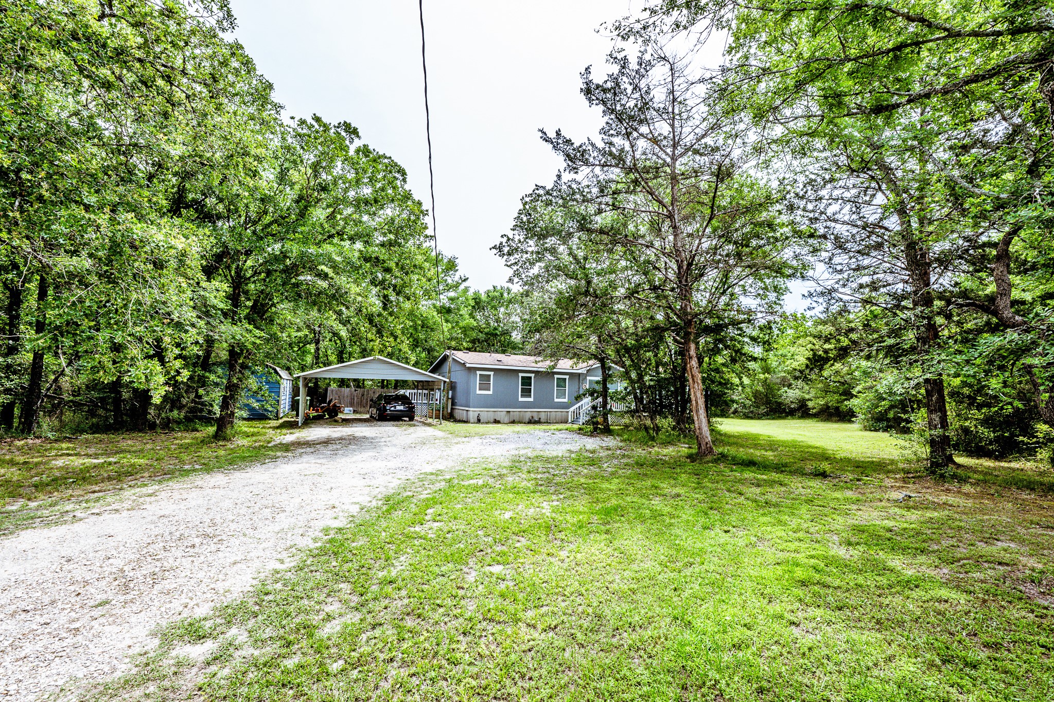 66 Horseshoe Lake Road Huntsville, TX 77320 - Photo 3 of 49