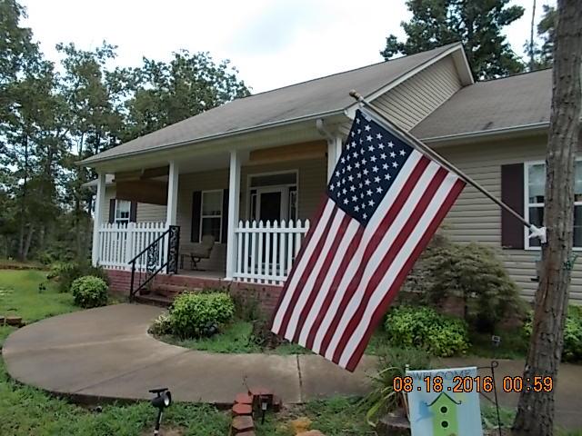 212 Reeves Poynt Lane Waverly, TN 37185 - Photo 1 of 30 Gallery Image 1