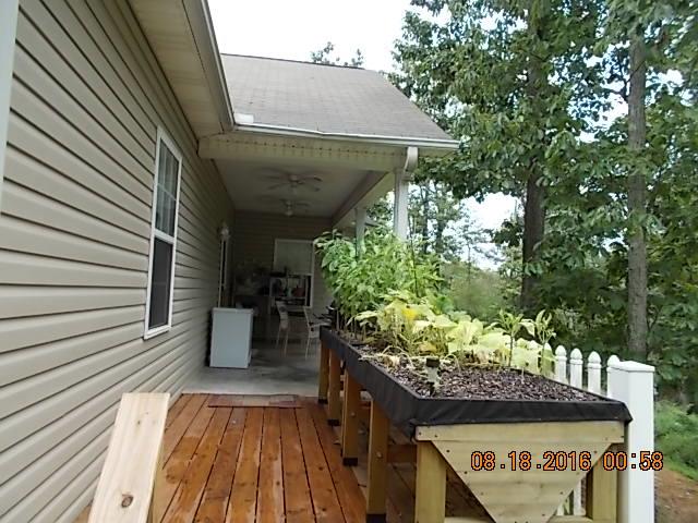212 Reeves Poynt Lane Waverly, TN 37185 - Photo 5 of 30 Gallery Image 5