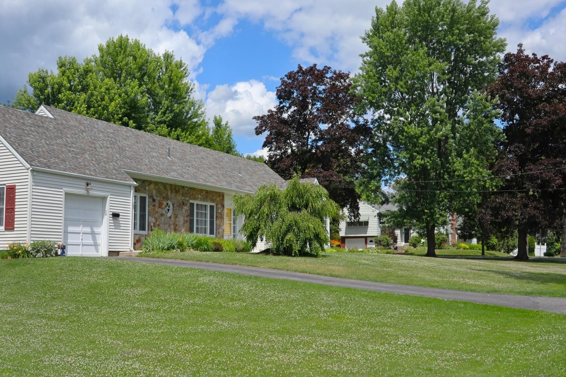 25 Jefferson Street Rutland, VT 05701 - Photo 3 of 29