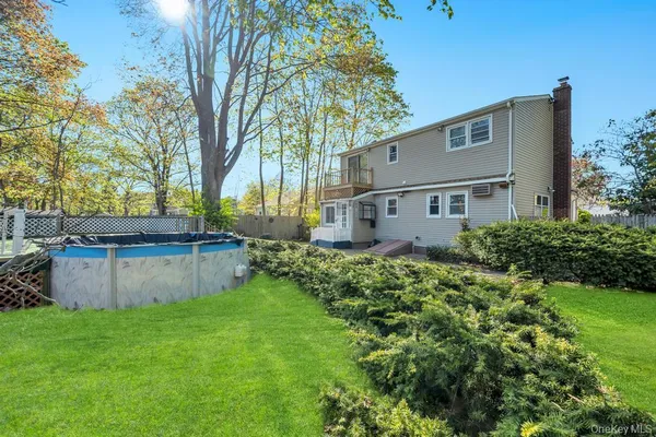 $574,999 | 64 Spar Drive, Mastic Beach, NY 11951