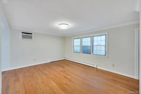 $574,999 | 64 Spar Drive, Mastic Beach, NY 11951