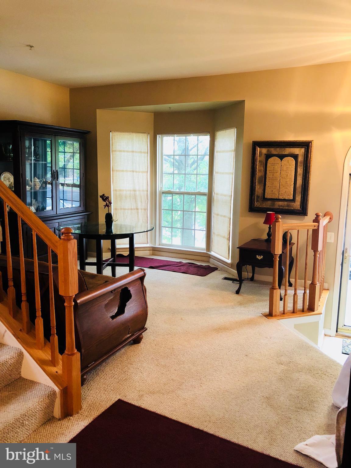 1801 Country Run Way Frederick, MD 21702 - Photo 7 of 11 Living Room