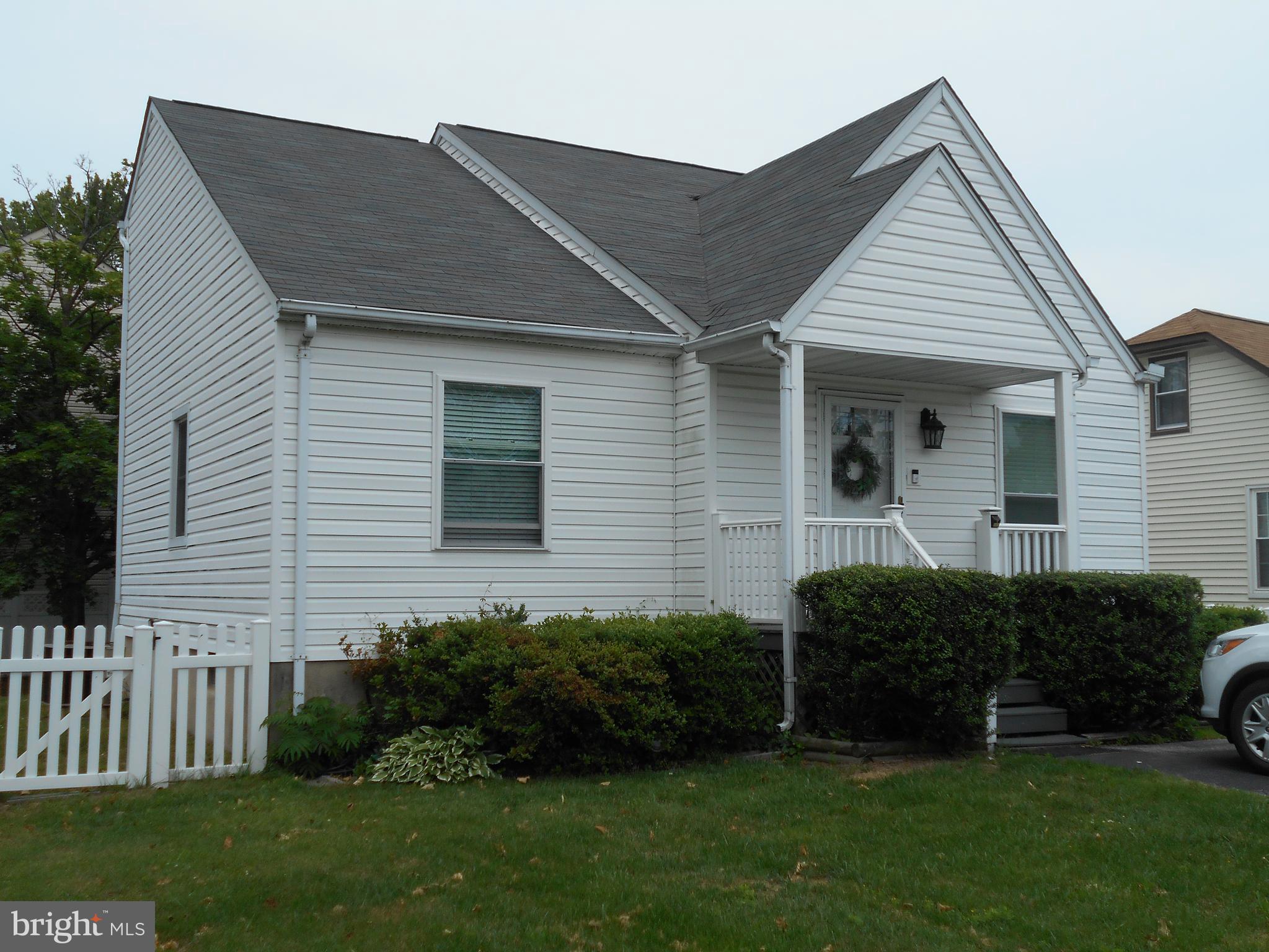 134 Meadow Road Pasadena, MD 21122 - Photo 1 of 29 Gallery Image 1