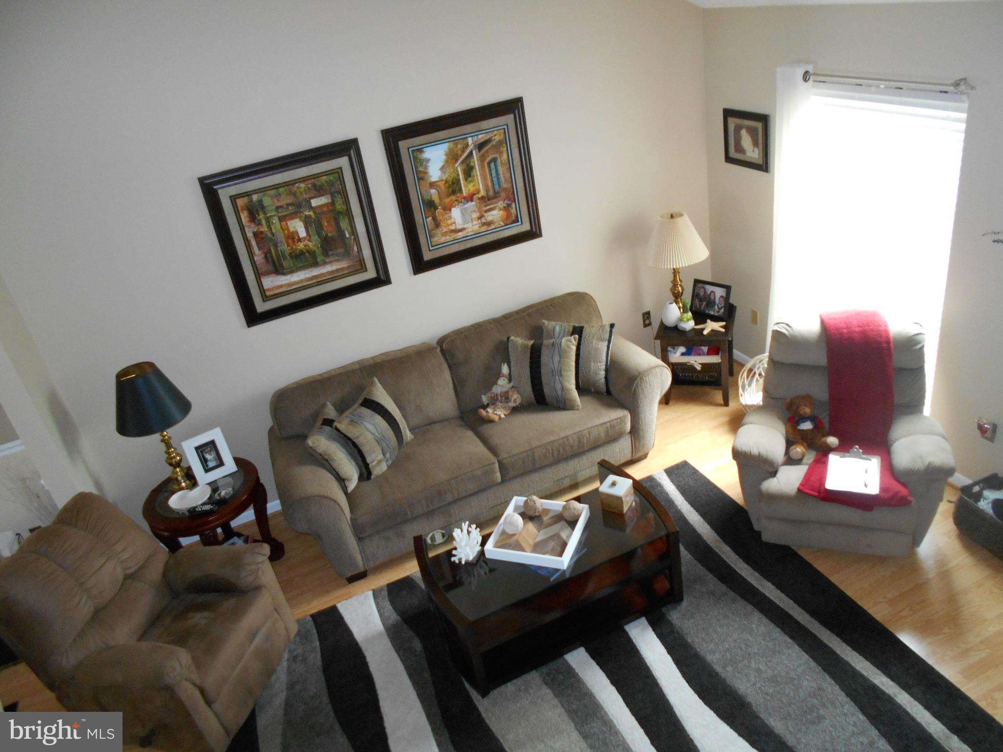 134 Meadow Road Pasadena, MD 21122 - Photo 4 of 29 Gallery Image 4