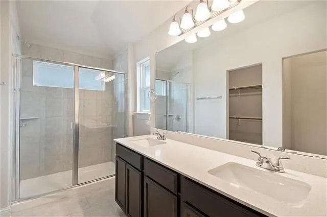 $1,900 | 113 Gaida Loop, Georgetown, TX 78628