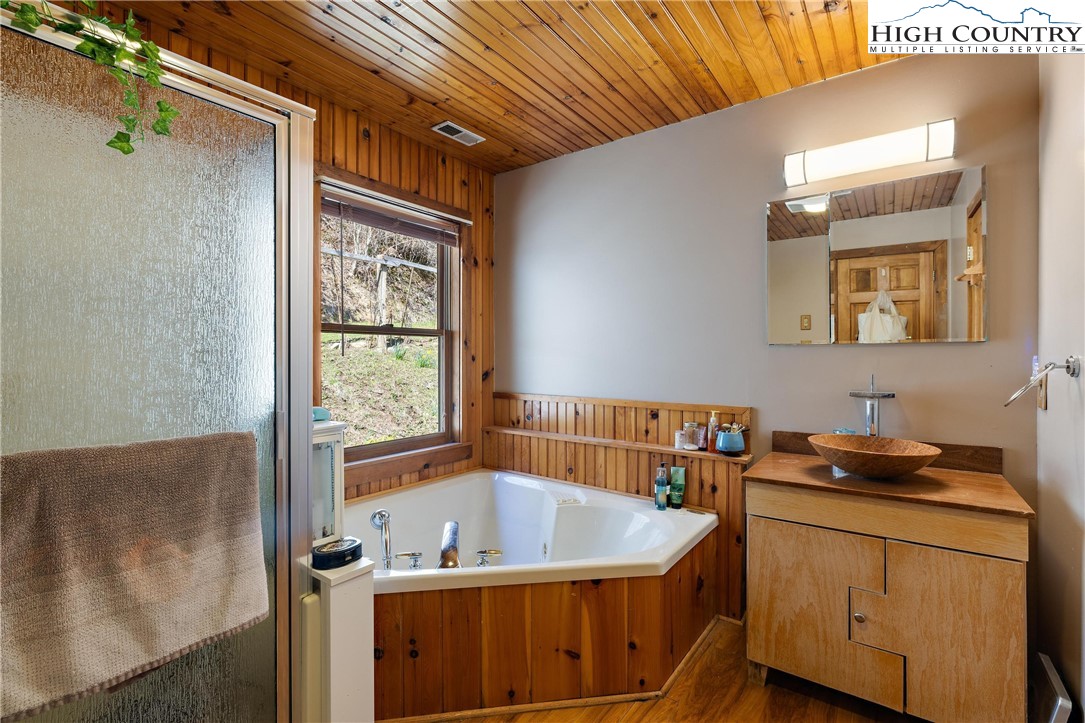 1185 River Ridge Road Boone, NC 28607 - Photo 16 of 31 Gallery Image 16