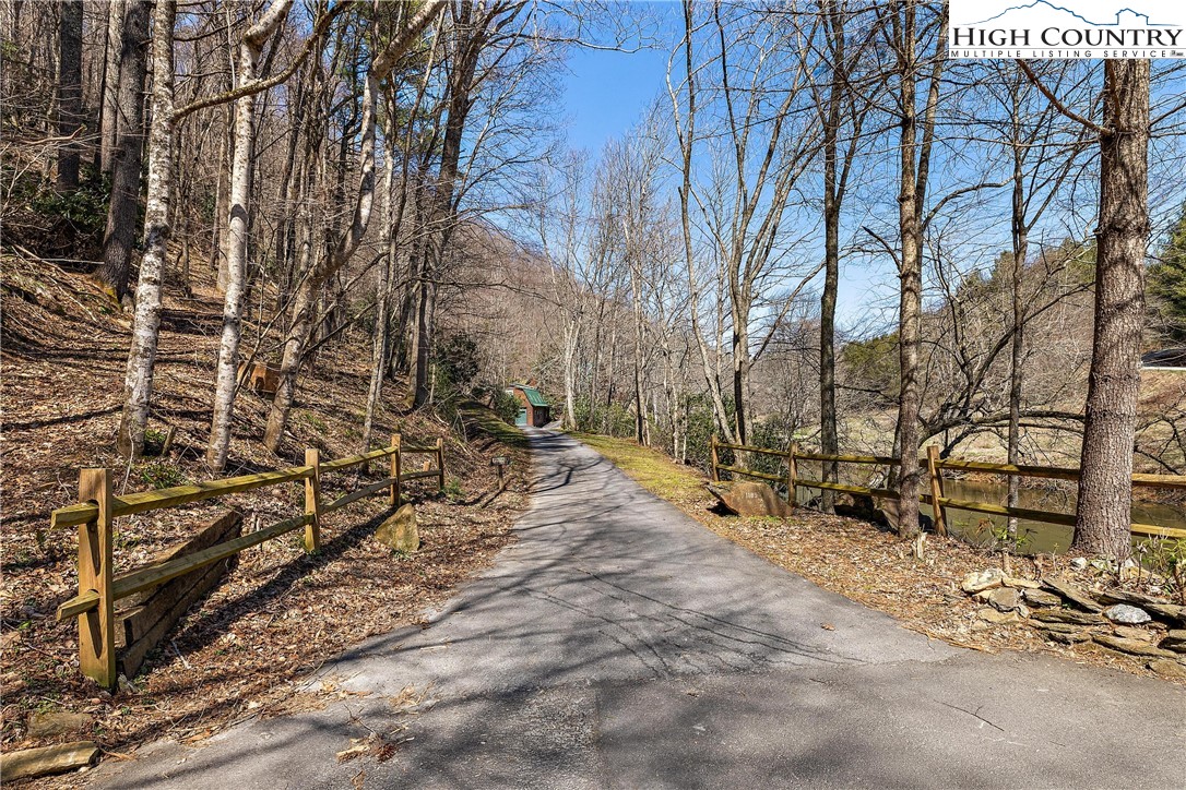 1185 River Ridge Road Boone, NC 28607 - Photo 3 of 31 Gallery Image 3