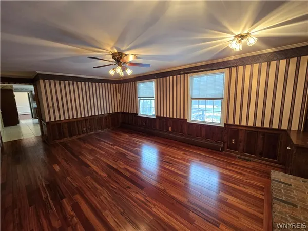 $2,800 | 2287 Long Road, Grand Island, NY 14072