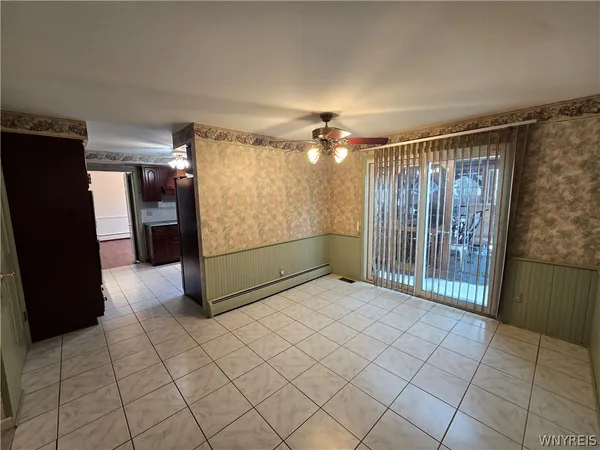 $2,800 | 2287 Long Road, Grand Island, NY 14072