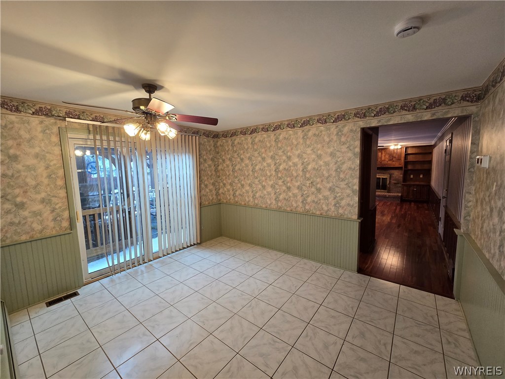 2287 Long Road Grand Island, NY 14072 - Photo 10 of 34