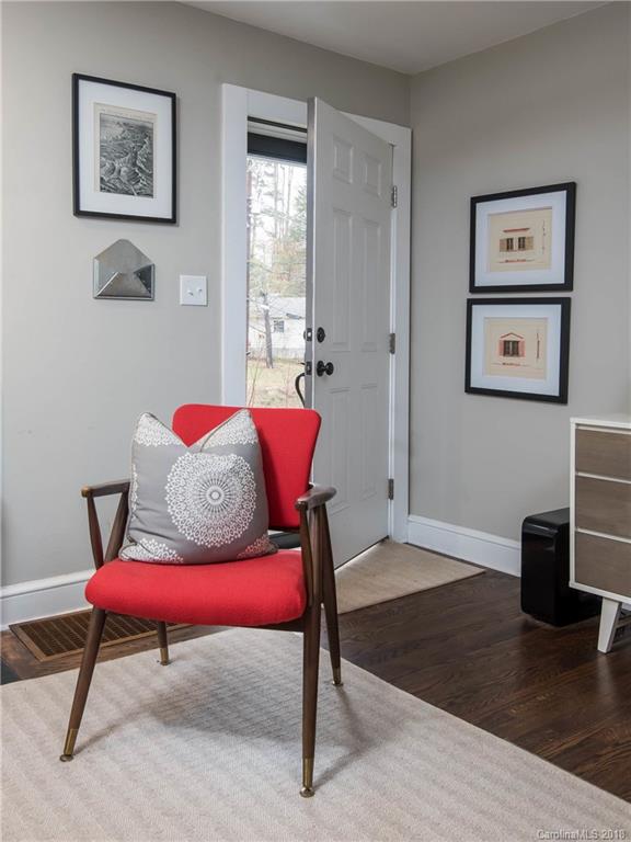 425 Governors View Road Asheville, NC 28805 - Photo 2 of 30 Gallery Image 2