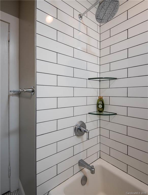 425 Governors View Road Asheville, NC 28805 - Photo 19 of 30 Gallery Image 19