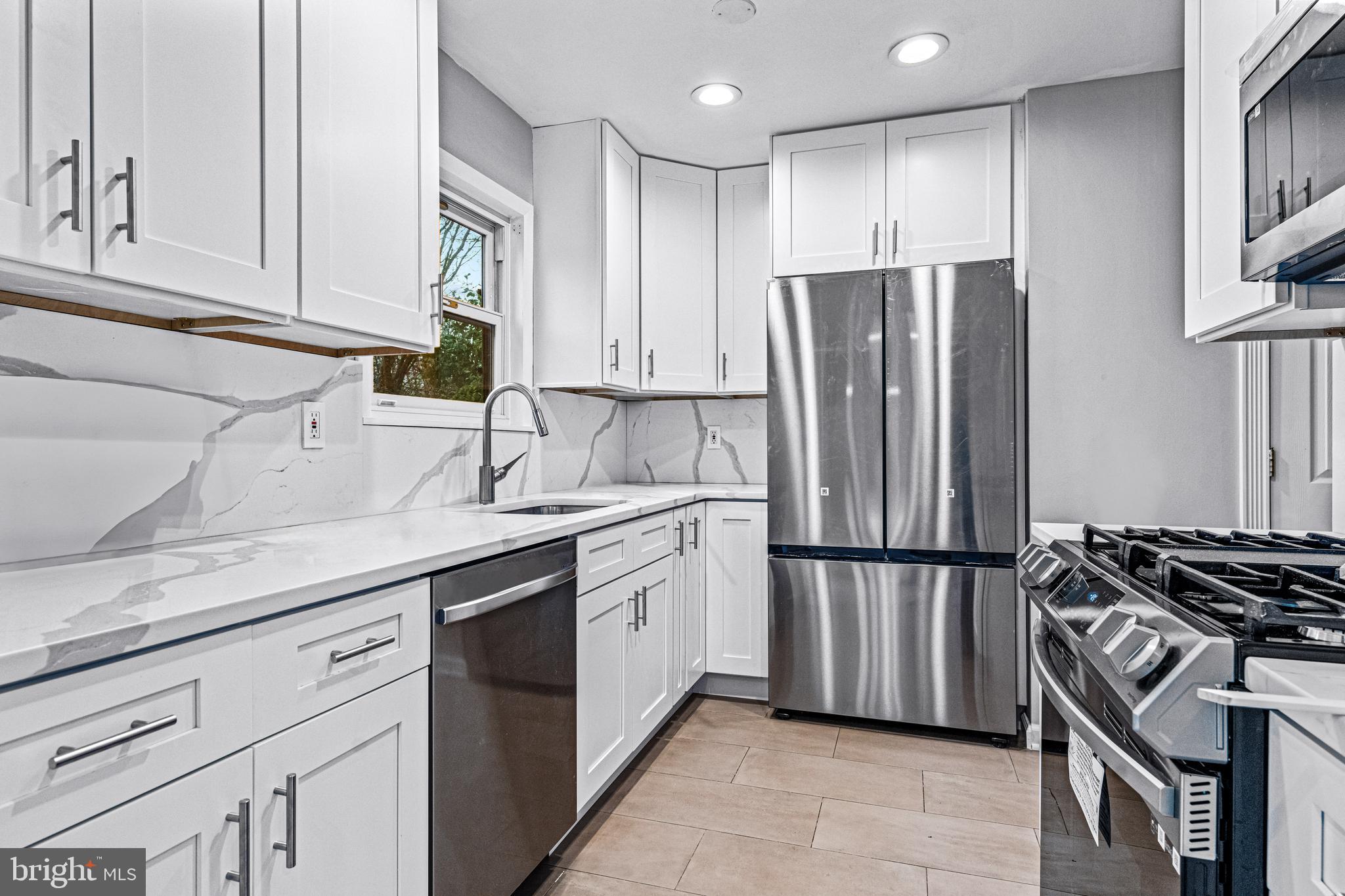 15 Overton Road East Windsor, NJ 08520 - Photo 13 of 46 Gallery Image 13