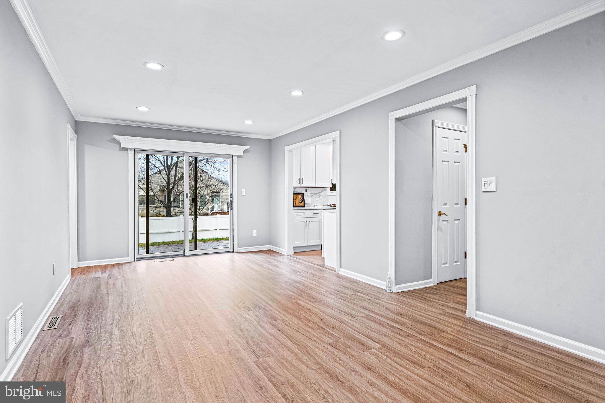 15 Overton Road East Windsor, NJ 08520 - Photo 19 of 46 Gallery Image 19