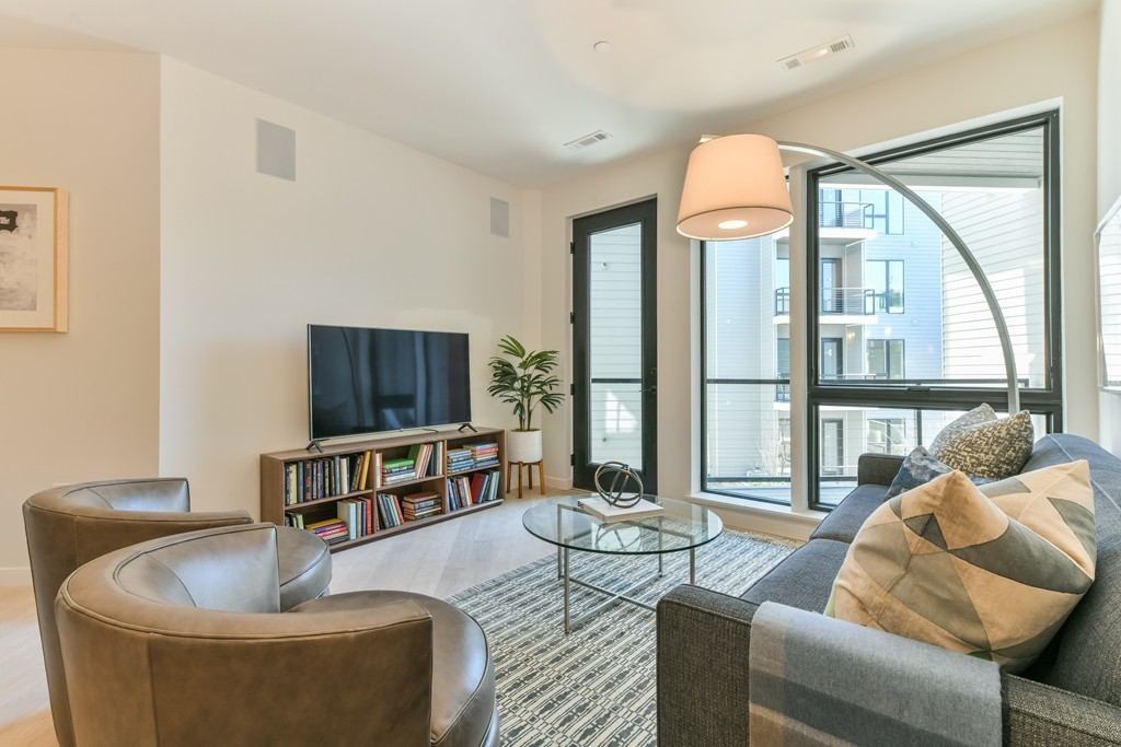 45 West 3rd Street, Unit 313 Boston, MA 02127 - Photo 11 of 21