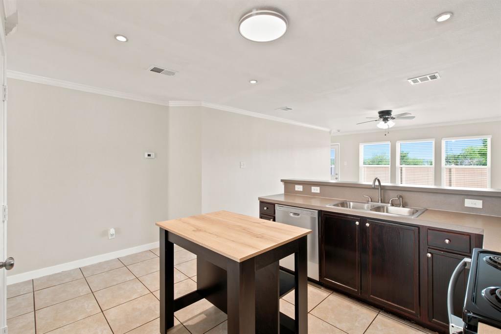 8475 Widgeon Way Dallas, TX 75249 - Photo 14 of 38