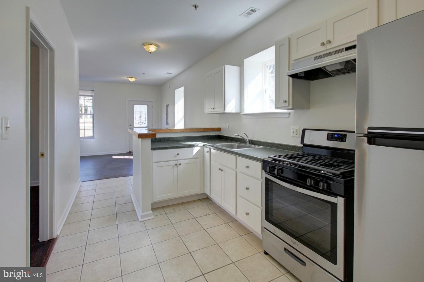 4813 Calvert Road College Park, MD 20740 - Photo 12 of 28 Kitchen