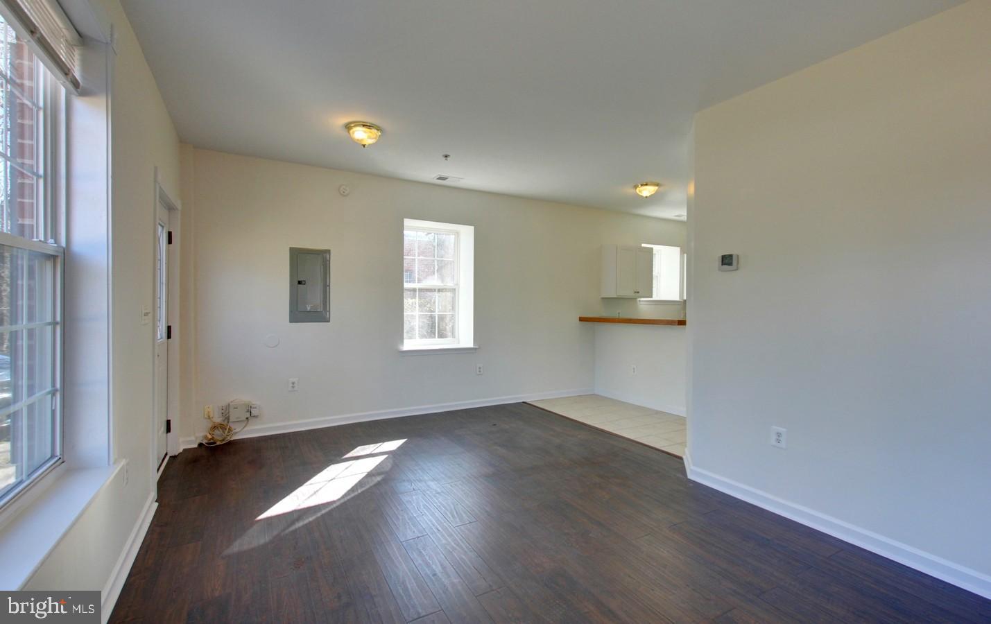 4813 Calvert Road College Park, MD 20740 - Photo 8 of 28 Living room