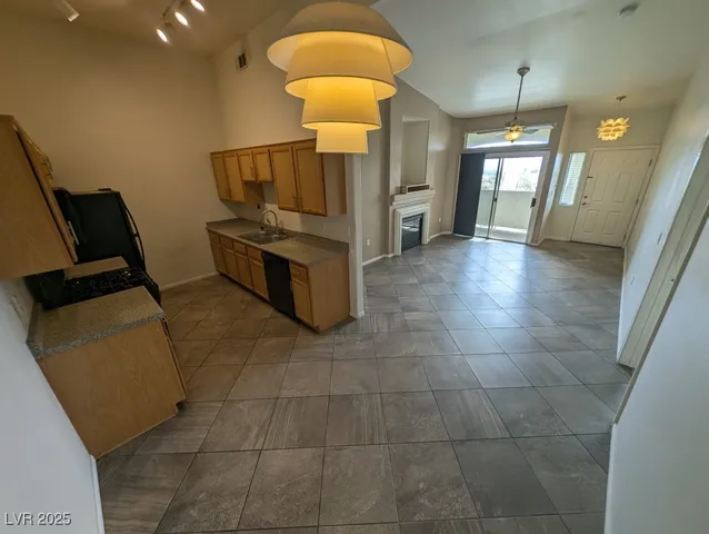 $1,450 | 3504 Desert Cliff Street, Unit 203, Las Vegas, NV 89129