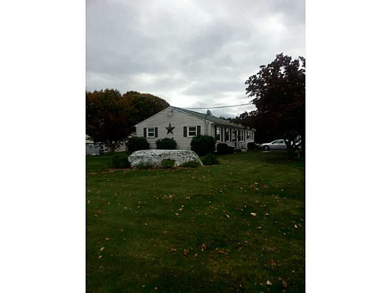181 Woodhaven Road Woonsocket, RI 02895 - Photo 4 of 20 Yard/Garden.