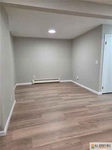 $2,500 | 645 Cricket Lane, Woodbridge, NJ 07095