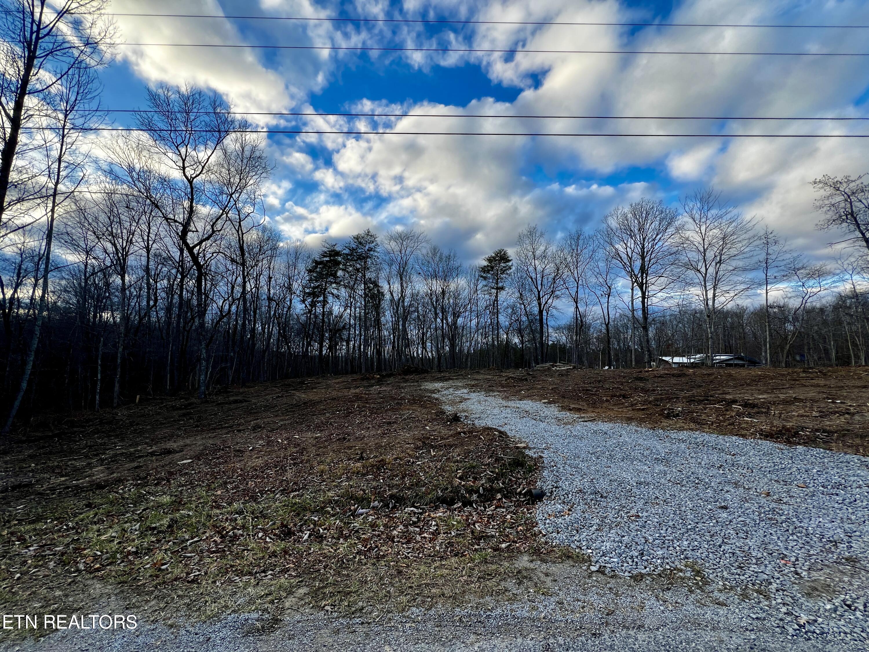 525 Critter Creek Rd