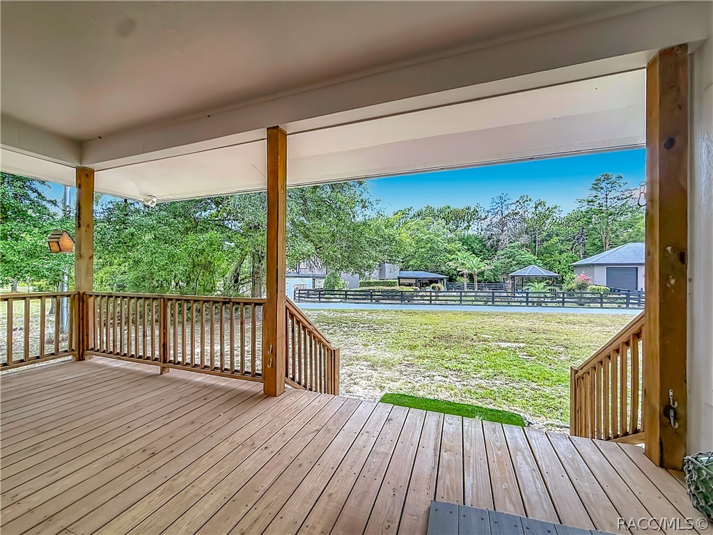 6687 West 7 Rivers Drive Crystal River, FL 34429 - Photo 3 of 68