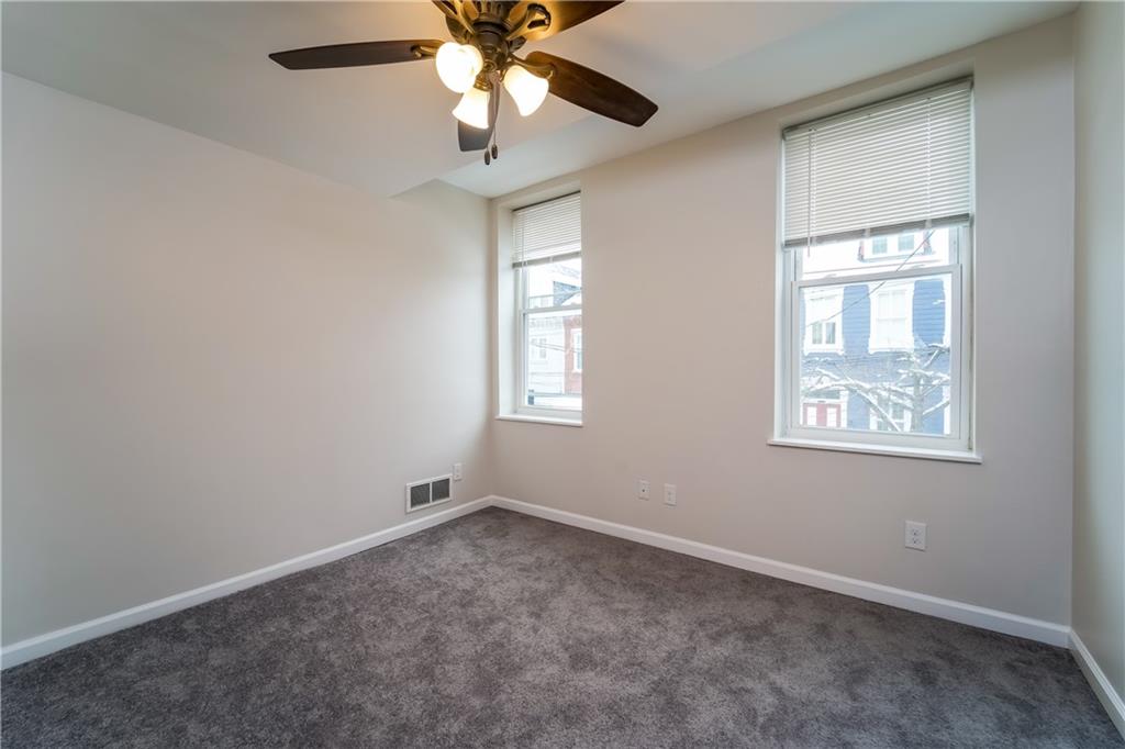 5143 Carnegie Street Pittsburgh, PA 15201 - Photo 13 of 19