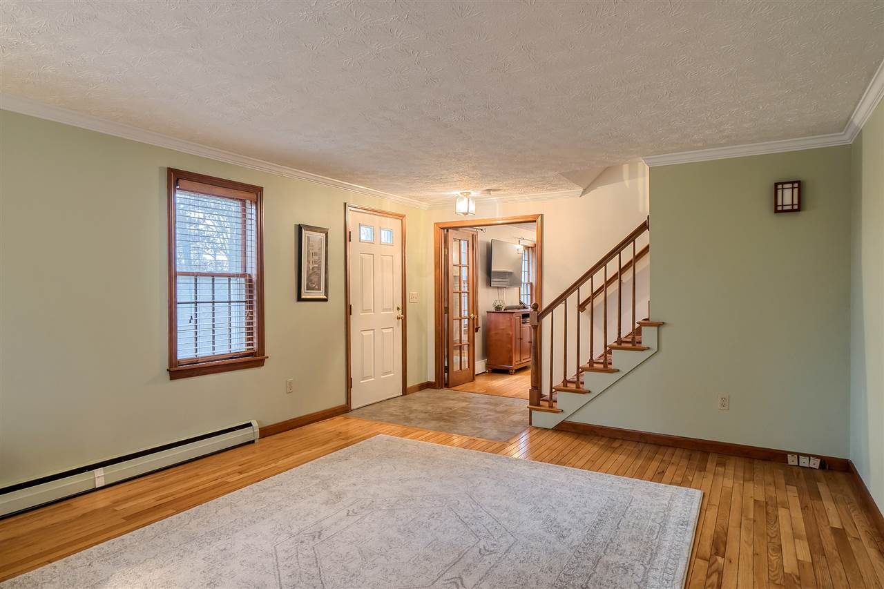 72 Marblehead Road Windham, NH 03087 - Photo 5 of 32