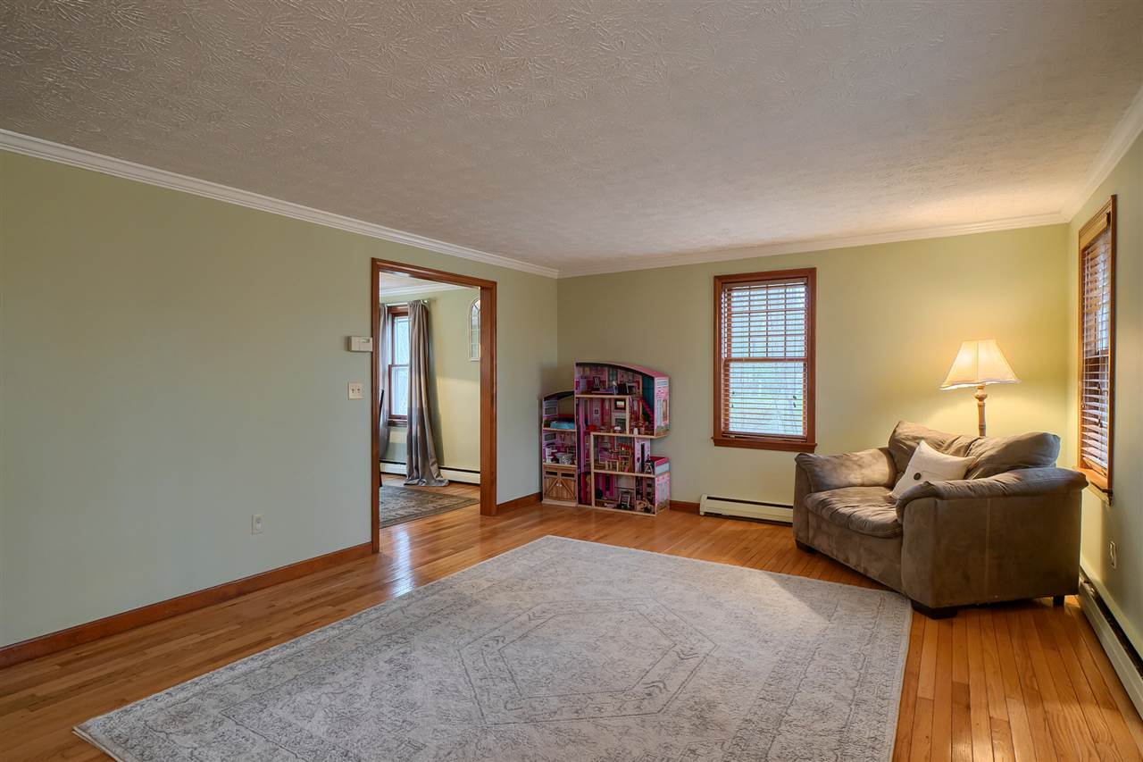 72 Marblehead Road Windham, NH 03087 - Photo 6 of 32