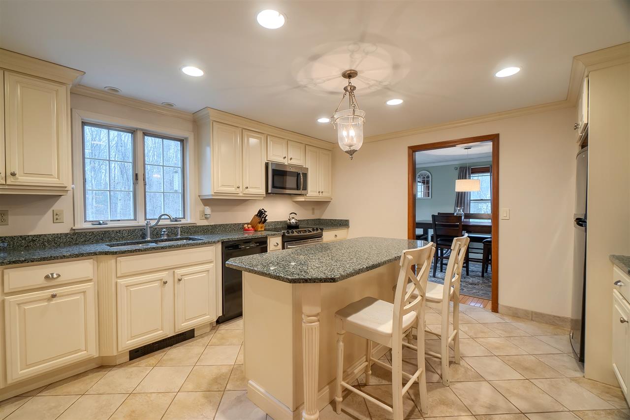 72 Marblehead Road Windham, NH 03087 - Photo 9 of 32