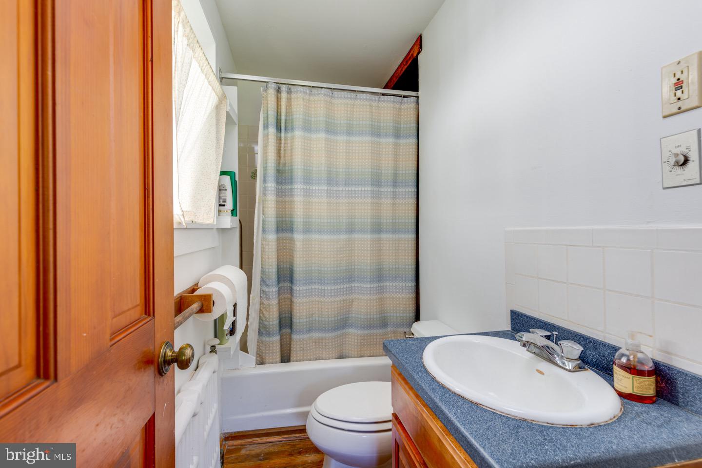 320 North Stanwick Road Moorestown, NJ 08057 - Photo 17 of 34 Full Bathroom