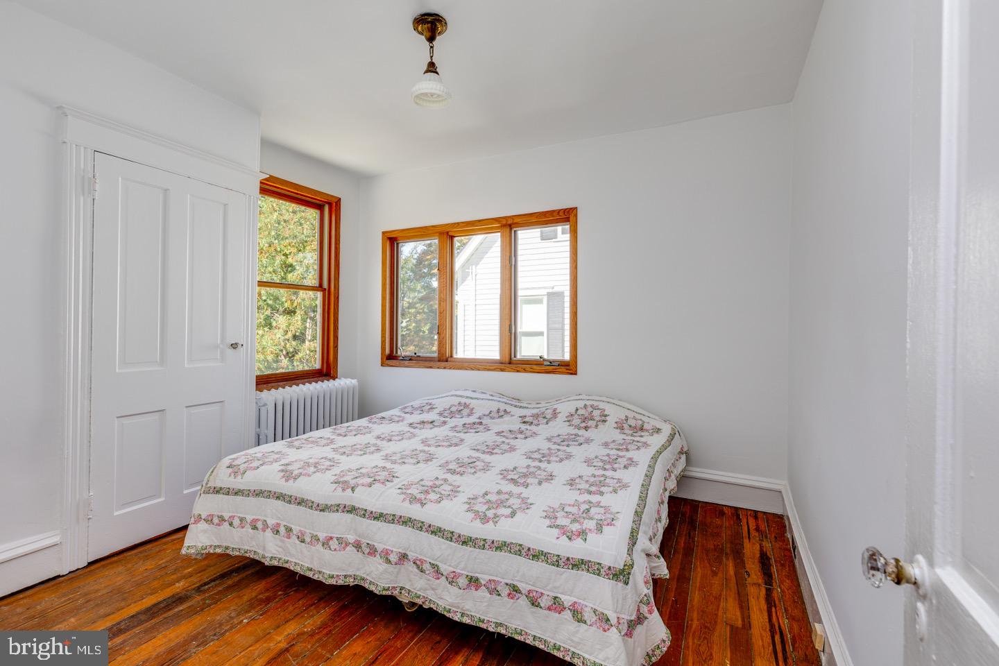 320 North Stanwick Road Moorestown, NJ 08057 - Photo 18 of 34 Bedroom 1